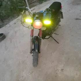 Iž Planeta 4 2002