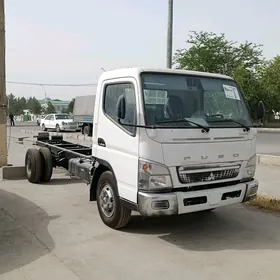 Mitsubishi Canter 2024
