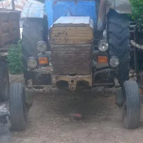 MTZ T-28 1986