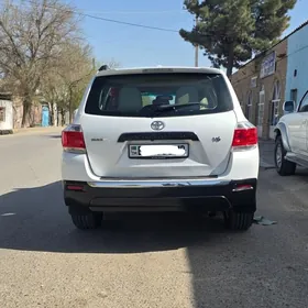 Toyota Highlander 2010