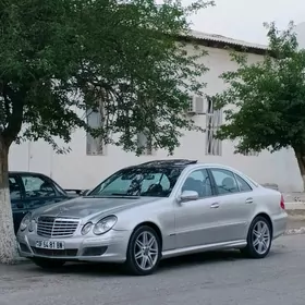 Mercedes-Benz E320 2003