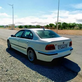 BMW E39 2002