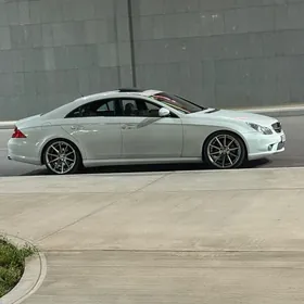 Mercedes-Benz CLS-Class 2005