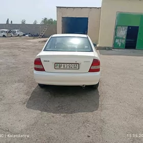 Mazda Mazda3 2000