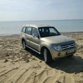 Mitsubishi Pajero 2007