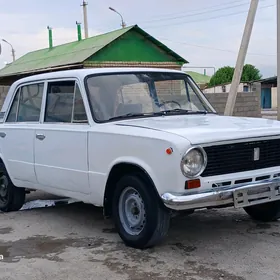 Lada 2104 1983