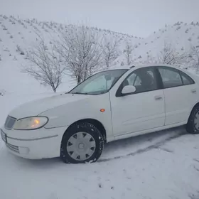 Nissan Sunny 2008
