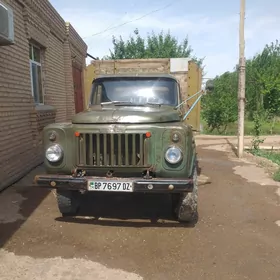 Gaz 52 1985
