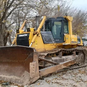 Komatsu D155AX-8 2010