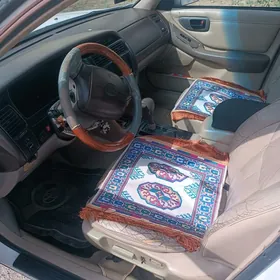 Toyota Avalon 1998