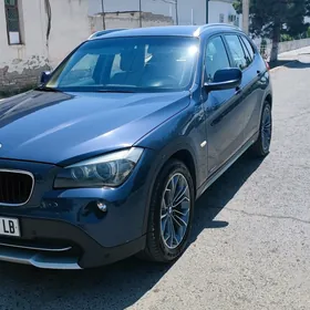 BMW X1 2012