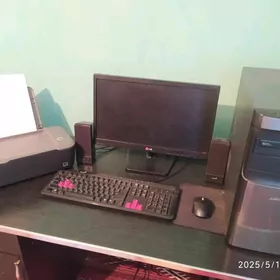 Kompýuter komplekt  +printer