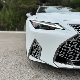 Lexus IS 350 2021