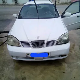 Daewoo Lacetti 2003