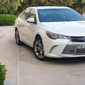 Toyota Camry 2017