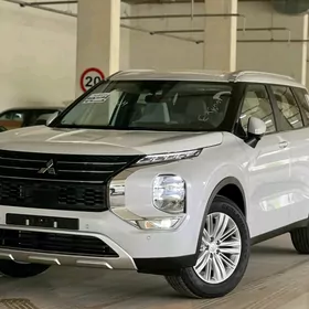 Mitsubishi Outlander 2024