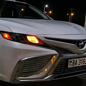 Toyota Camry 2022