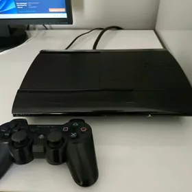 Playstation 3 super slim PS3