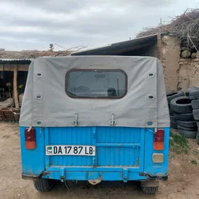 UAZ Profi 1987