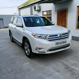 Toyota Highlander 2011