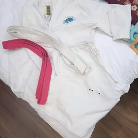 кимоно для тэквандо