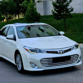 Toyota Avalon 2013