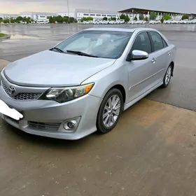Toyota Camry 2011