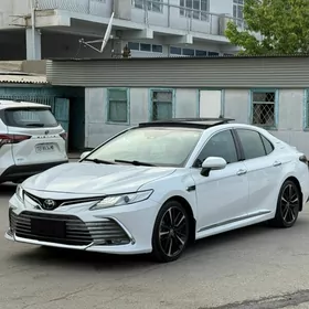 Toyota Camry 2020