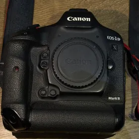 Canon 1DXM2