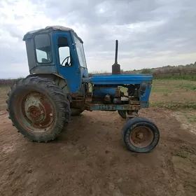 MTZ T-28 1980