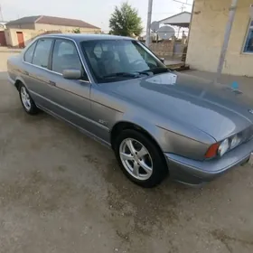 BMW 525 1990