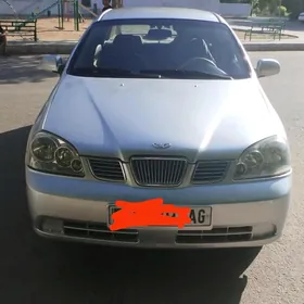 Daewoo Lacetti 2003