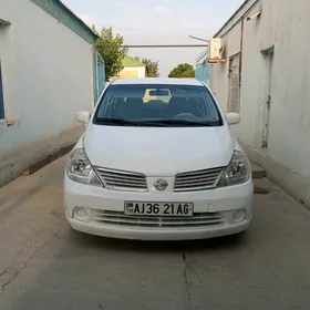 Nissan Tiida 2006