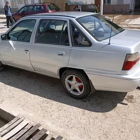 Daewoo Nexia 2000