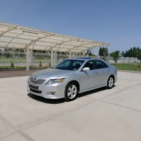 Toyota Camry 2010