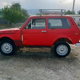 Lada Niva 1983