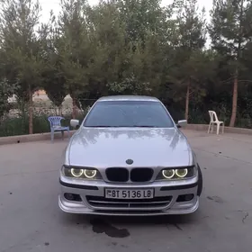 BMW 528 2000