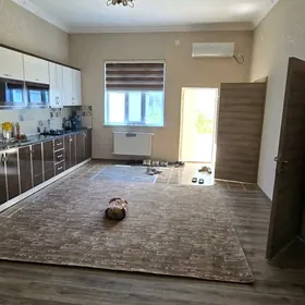 Anew 6 sotok 4 kom. 150m²