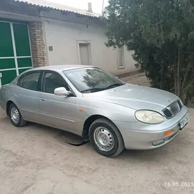 Daewoo Leganza 2000
