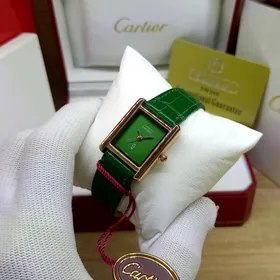 Cartier sagat часы