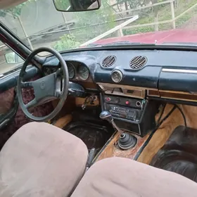 Lada 2103 1980