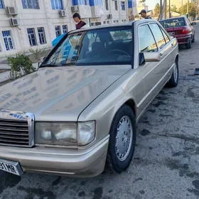 Mercedes-Benz 190E 1990