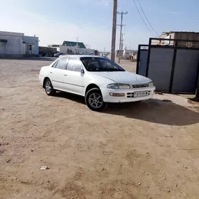 Toyota Carina 1994