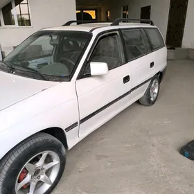 Opel Astra 1993