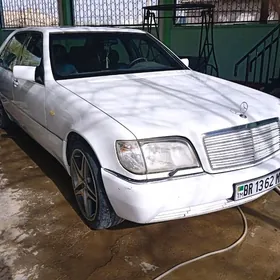 Mercedes-Benz 600SEL 1992