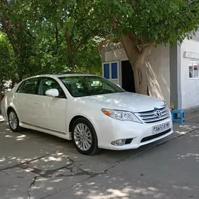 Toyota Avalon 2011