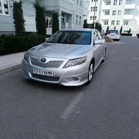 Toyota Camry 2010