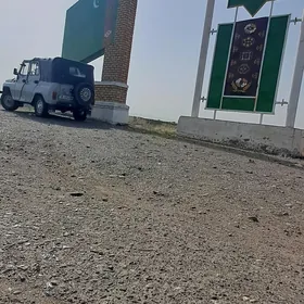 UAZ 469 2000