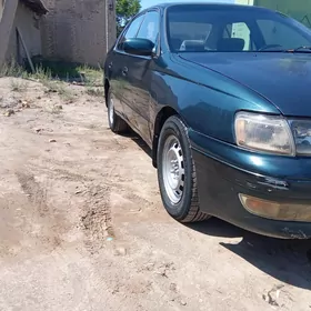 Toyota Corona 1995