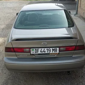 Toyota Camry 1997